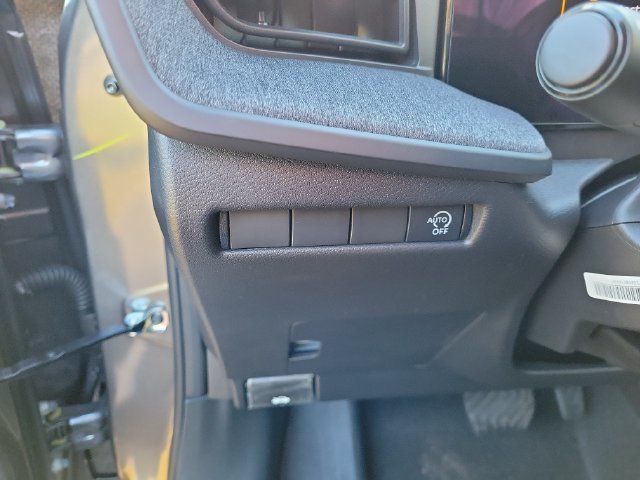 New 2027 Nissan Kicks S FWD image 19