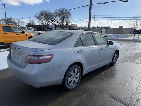 Used 2009 Toyota Camry CE image 7