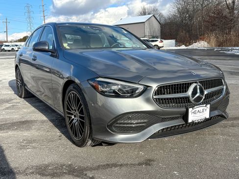 Used 2022 Mercedes-Benz C 300 4MATIC Sedan image 1