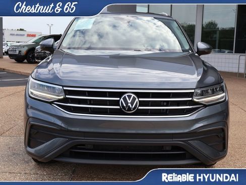 Used 2022 Volkswagen Tiguan SE FWD image 8