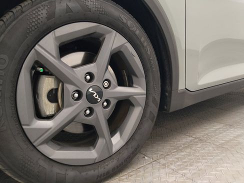 Used 2025 Kia K4 FWD image 31