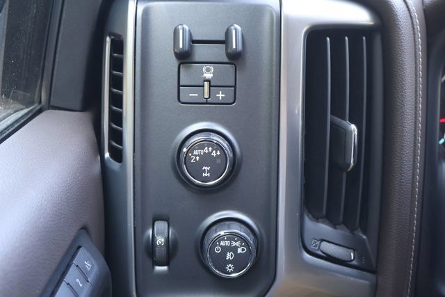Used 2017 Chevrolet Silverado 1500 LTZ w/ Sport Package AWD/4WD image 15