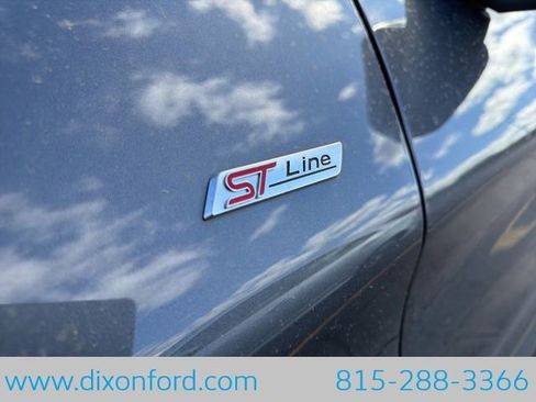 Used 2025 Ford Explorer ST-Line w/ ST-Line Street Pack image 9