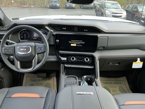 New 2026 GMC Sierra 2500 AT4 w/ AT4 Premium Plus Package AWD/4WD image 11