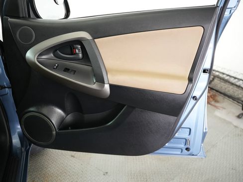 Used 2010 Toyota RAV4 4WD V6 image 40