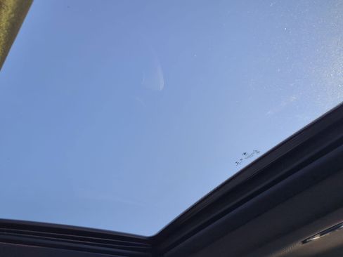 Used 2023 BMW i4 eDrive40 w/ M Sport Package image 28