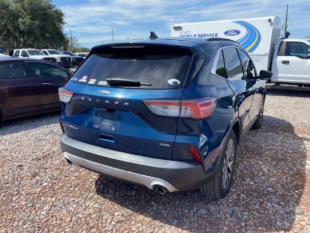 Used 2020 Ford Escape Titanium FWD image 4