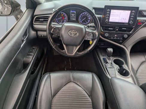 Used 2021 Toyota Camry SE FWD image 14