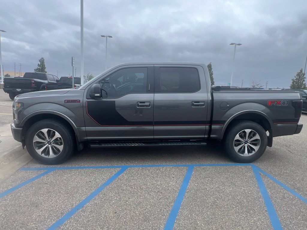 Used 2017 Ford F150 XLT w/ Equipment Group 302A Luxury AWD/4WD image 4