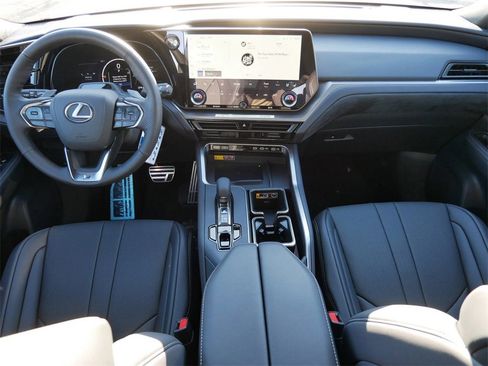 New 2026 Lexus TX 500h AWD image 12
