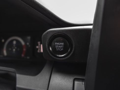 Used 2024 Toyota Tacoma SR RWD image 6