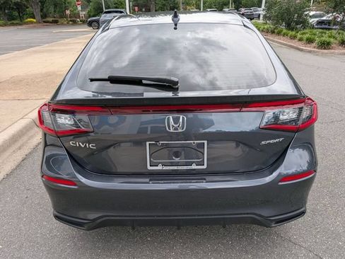Certified 2025 Honda Civic Sport image 9