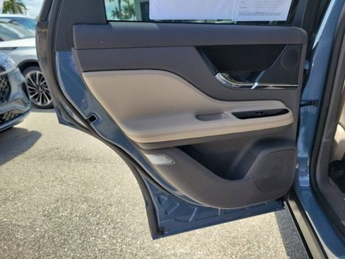 Certified 2023 Lincoln Corsair FWD w/ Equipment Group 101A image 14
