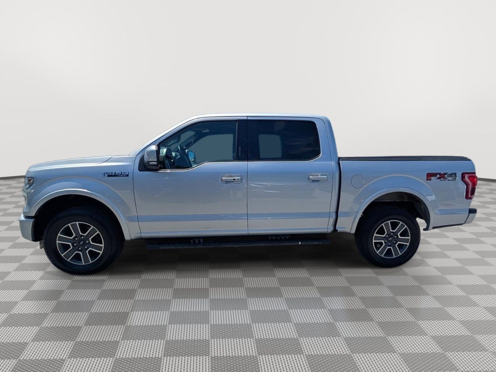 Used 2016 Ford F150 Lariat AWD/4WD image 2
