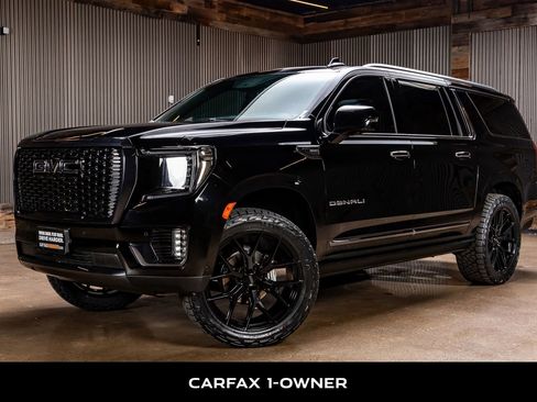 Used 2023 GMC Yukon XL Denali Ultimate image 5