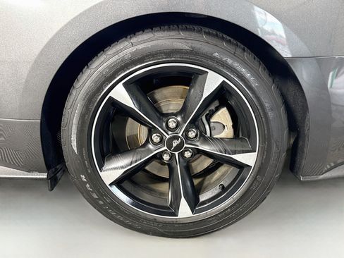 Used 2020 Ford Mustang Coupe RWD image 35
