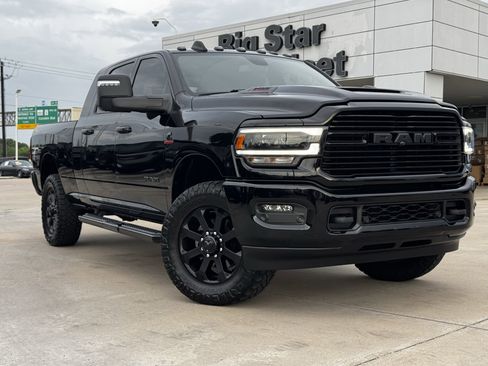 Used 2024 RAM 2500 Laramie w/ Night Edition AWD/4WD image 2