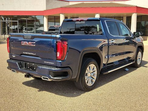 Used 2023 GMC Sierra 1500 Denali AWD/4WD image 4