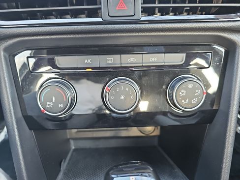 Used 2024 Volkswagen Taos S image 21