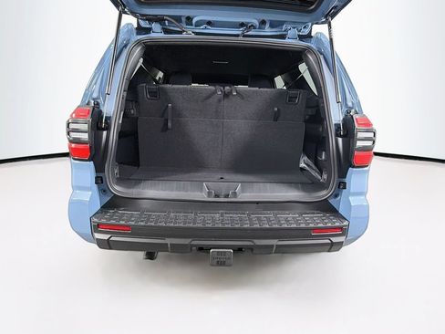 New 2026 Toyota 4Runner SR5 AWD/4WD image 25