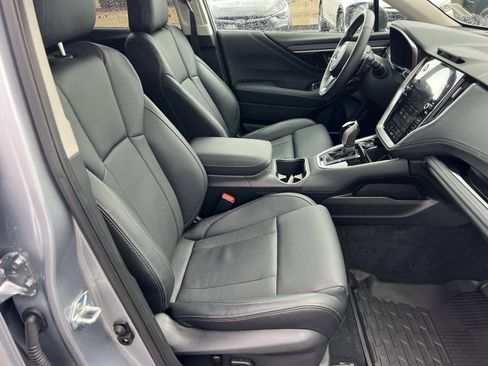 Certified 2025 Subaru Outback Limited image 13