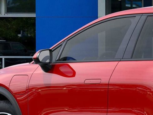 New 2026 Chevrolet Equinox EV LT image 12