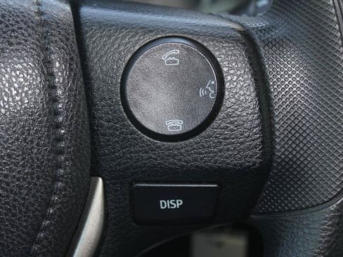 Used 2015 Toyota RAV4 XLE AWD/4WD image 25