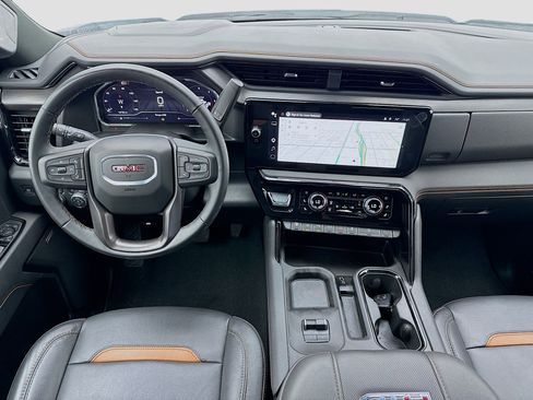 Used 2025 GMC Sierra 2500 AT4 AWD/4WD image 14