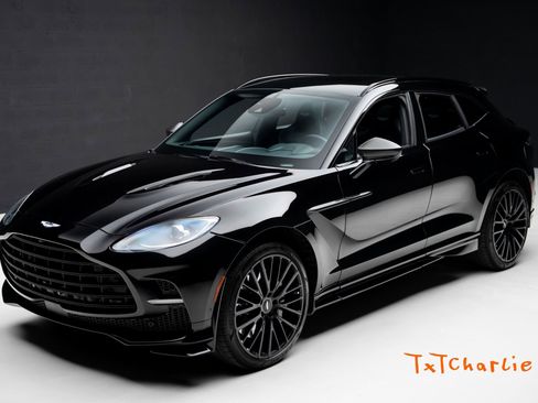 Used 2023 Aston Martin DBX 707 image 1