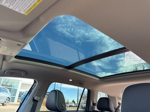 New 2026 Volkswagen Atlas SEL Premium R-Line image 23