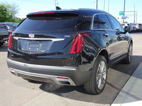 Used 2024 Cadillac XT5 Premium Luxury w/ LPO, Floor Liner Package AWD/4WD image 5
