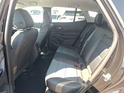 New 2026 Chevrolet Trax LT w/ Driver Confidence Package FWD image 5