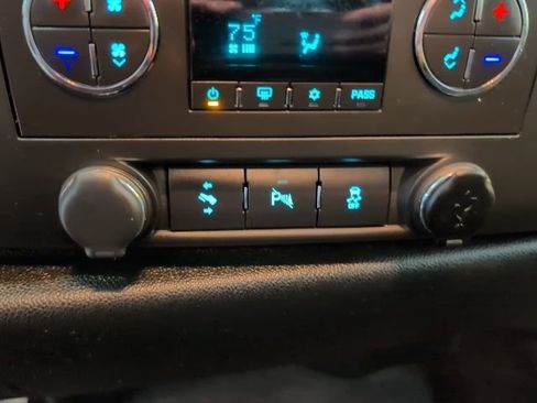 Certified 2013 GMC Sierra 1500 SLE w/ Power Tech Package image 19