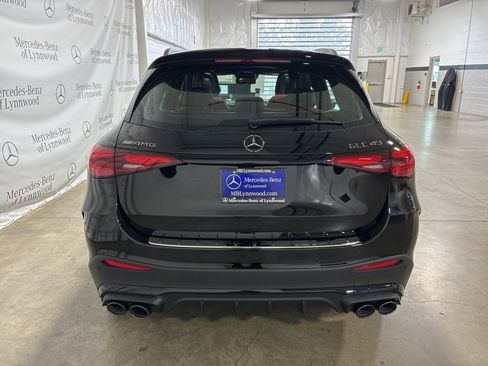 New 2026 Mercedes-Benz GLC 43 AMG 4MATIC image 6
