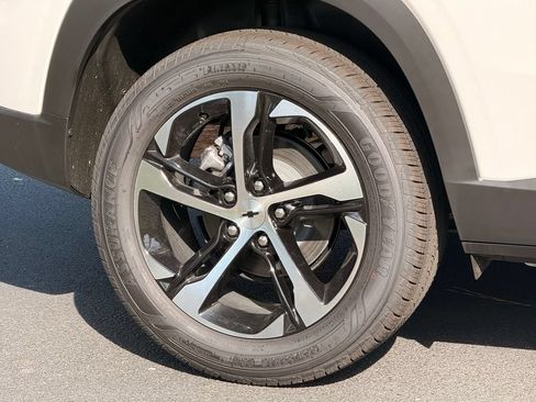 New 2026 Chevrolet Trax RS FWD image 10