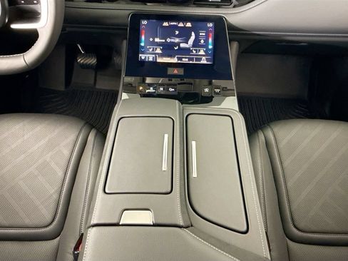 Used 2026 INFINITI QX80 Luxe w/ Cargo Package RWD image 14