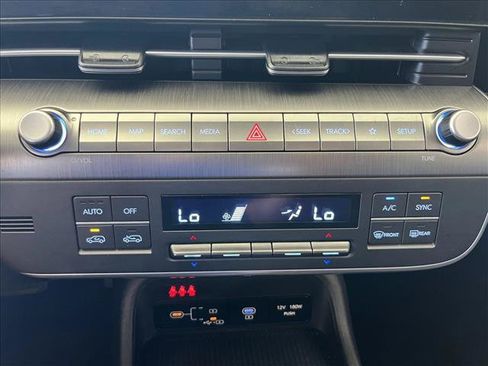 Used 2024 Hyundai Kona SEL FWD image 15