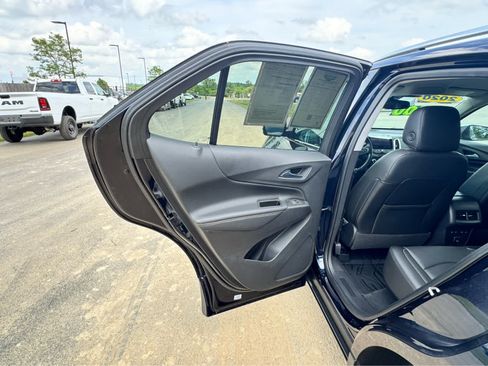 Used 2020 Chevrolet Equinox Premier FWD image 38