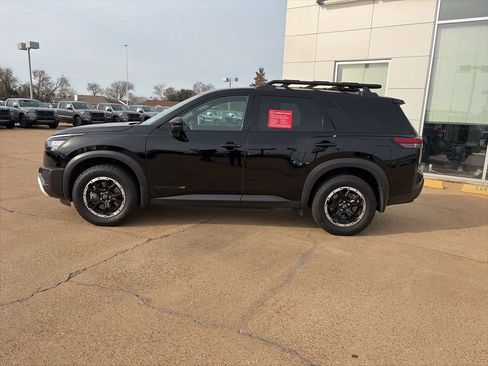 Certified 2025 Nissan Pathfinder Rock Creek image 2