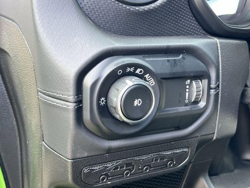 New 2025 Jeep Wrangler Unlimited Rubicon 392 image 19