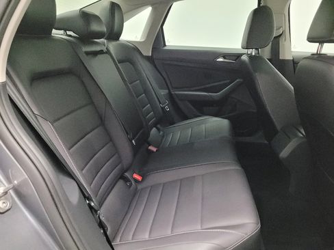 Used 2021 Volkswagen Jetta SE FWD image 19