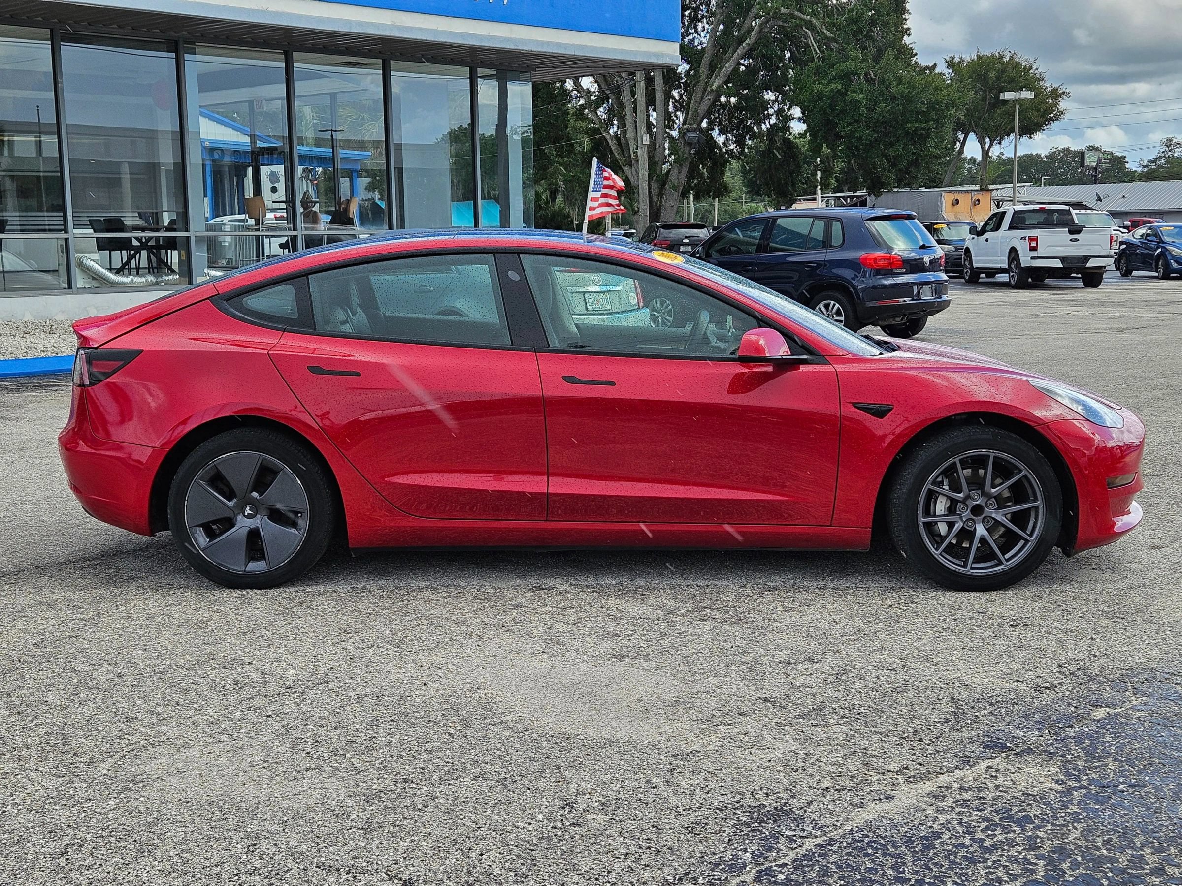 Used 2022 Tesla Model 3 RWD image 8
