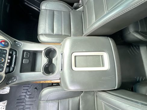 Used 2015 GMC Yukon Denali AWD/4WD image 21