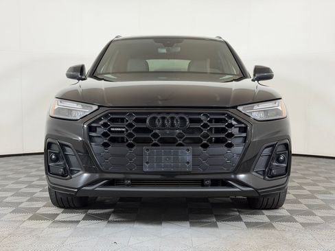 Certified 2023 Audi Q5 e Premium Plus w/ Premium Plus Package AWD/4WD image 6