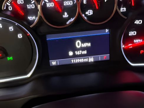 Used 2022 Chevrolet Silverado 1500 RST AWD/4WD image 19