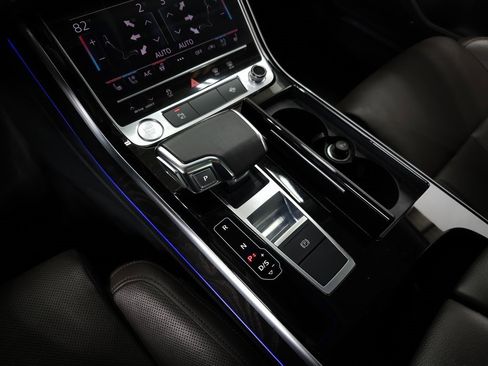 Used 2020 Audi A8 L 4.0T image 34