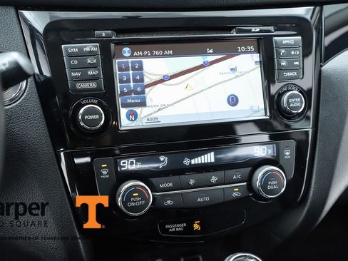 Used 2017 Nissan Rogue Sport SV w/ SV Premium Package image 25