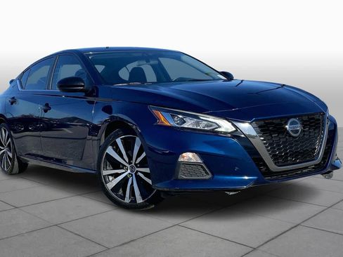 Used 2019 Nissan Altima 2.5 SR image 3