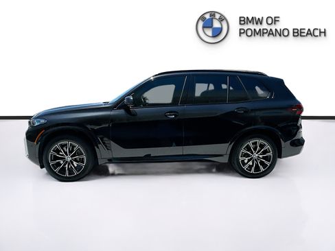 Used 2024 BMW X5 sDrive40i w/ M Sport Package RWD image 4
