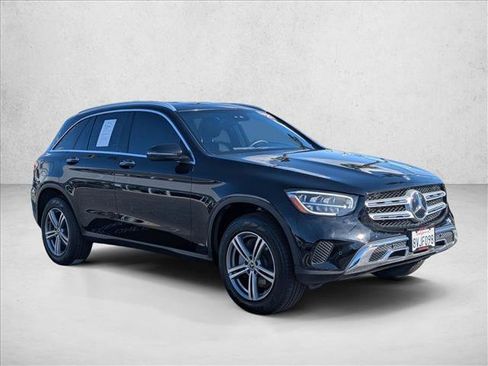Used 2021 Mercedes-Benz GLC 300 image 3